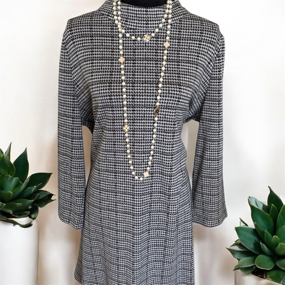 Tyler Boe Black and Gray High Neck Houndstooth Dress.  Women’s XL.  EUC.